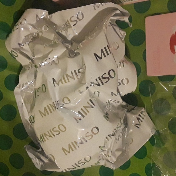 Hello Kitty Miniso 45th Anniversary collectible figure Sanrio HTF Unopen… - Picture 5 of 9